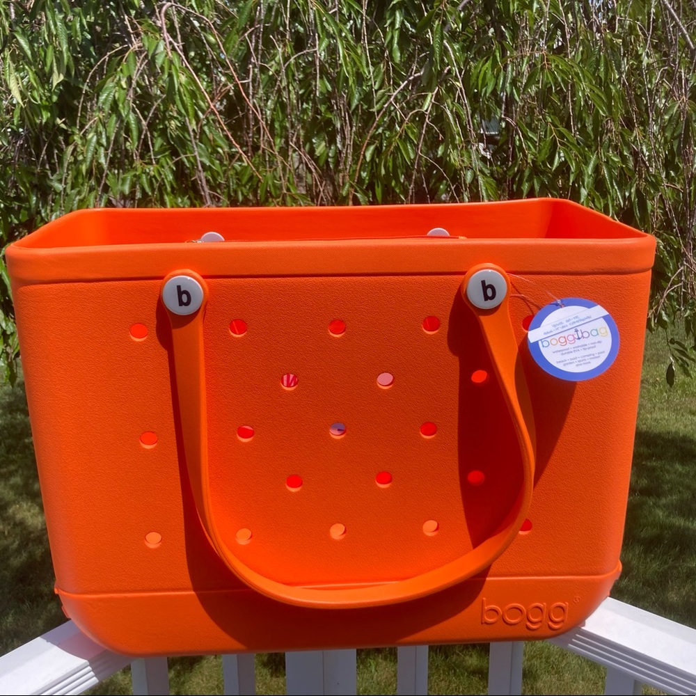 🧡🧡🧡 NWT Orange Bogg Bag Large Tote